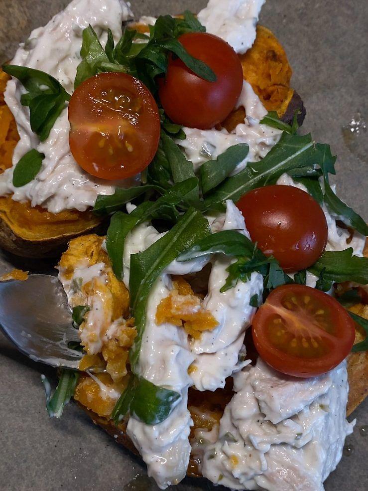 Sötpotatis med kycklingröra