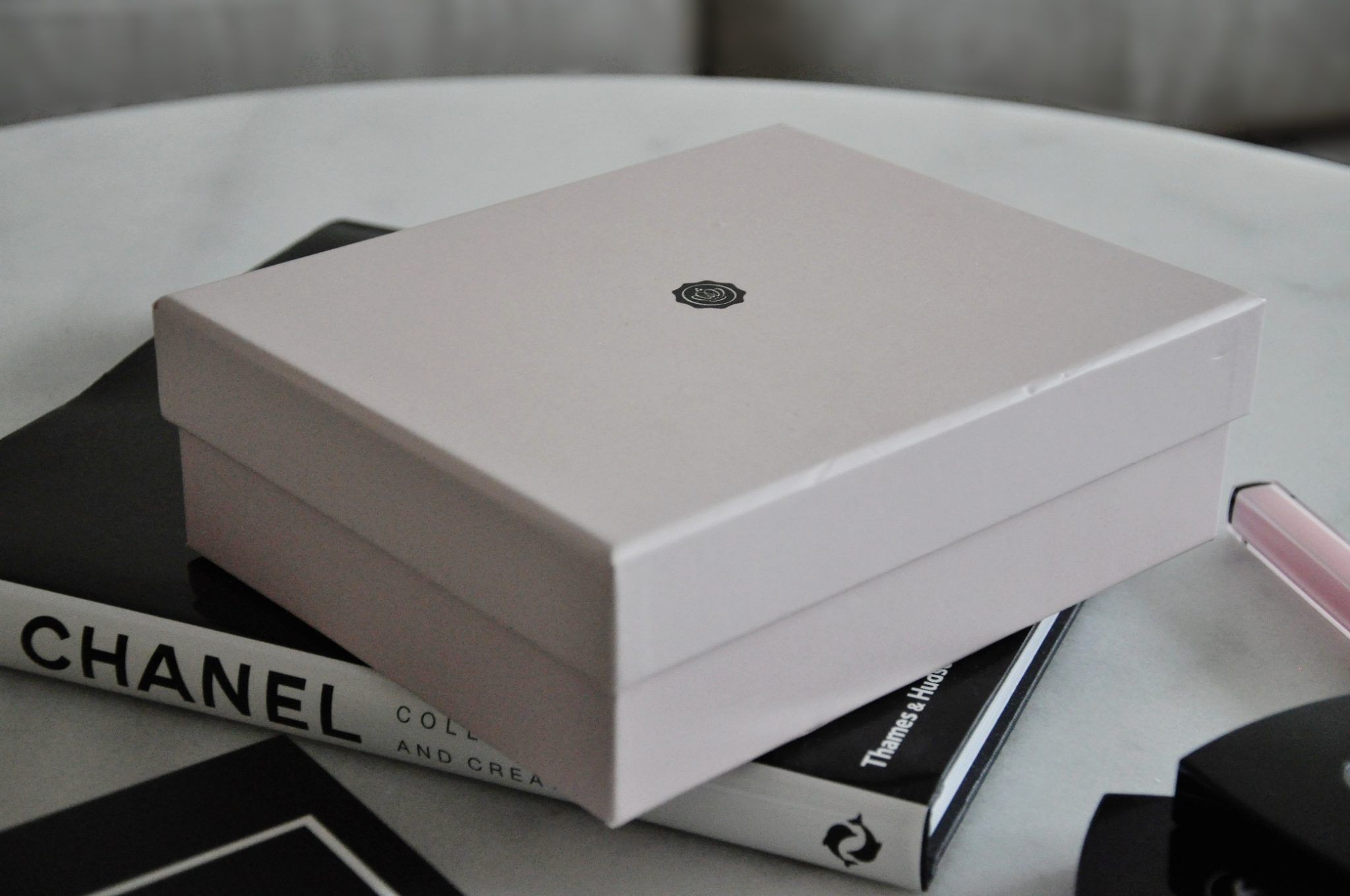 GLOSSYBOX & Coffee table books