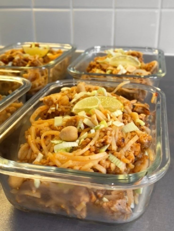 VECKANS MATLÅDOR: SPICY KYCKLINGFÄRSWOK